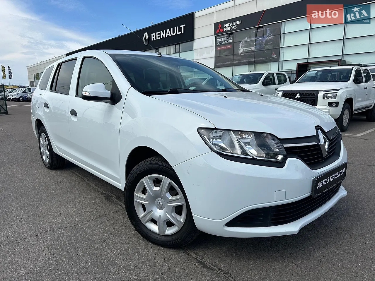 2016 Renault Logan - мініатюра 11