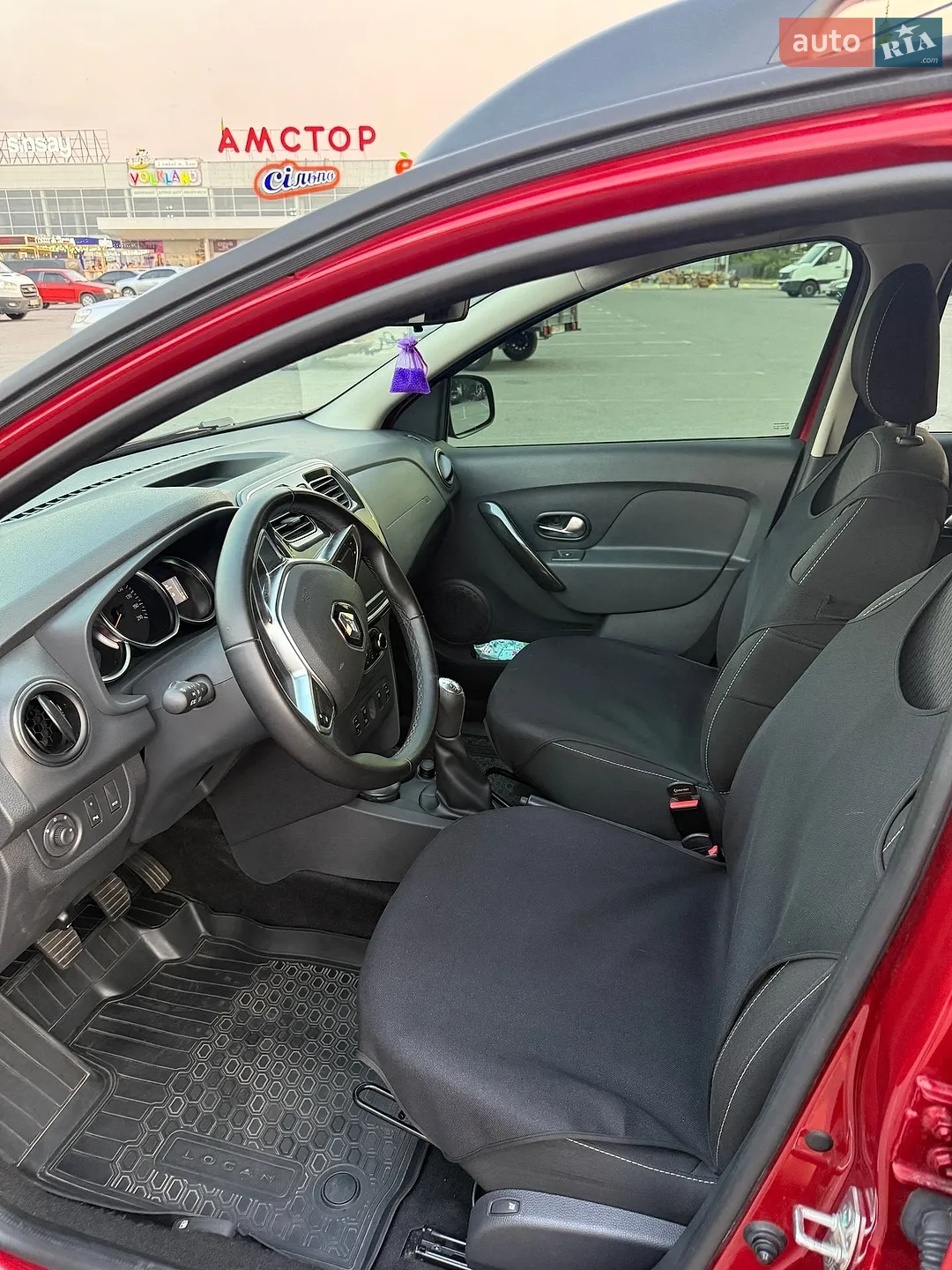 2019 Renault Logan - мініатюра 12