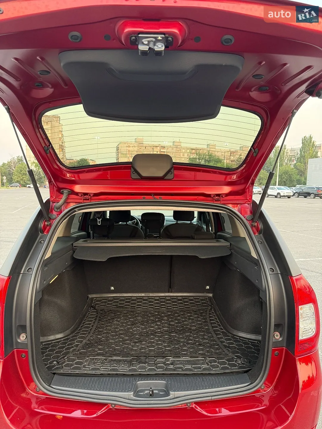 2019 Renault Logan - мініатюра 6