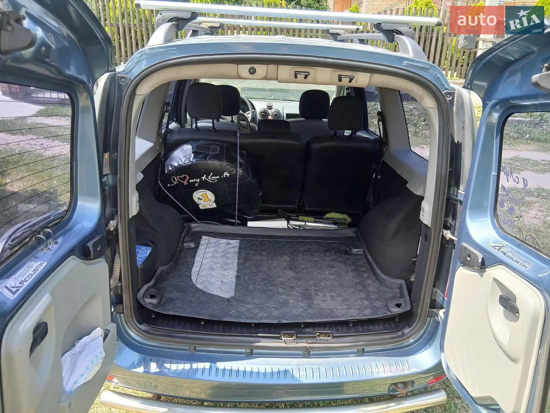 2011 Renault Logan - мініатюра 8