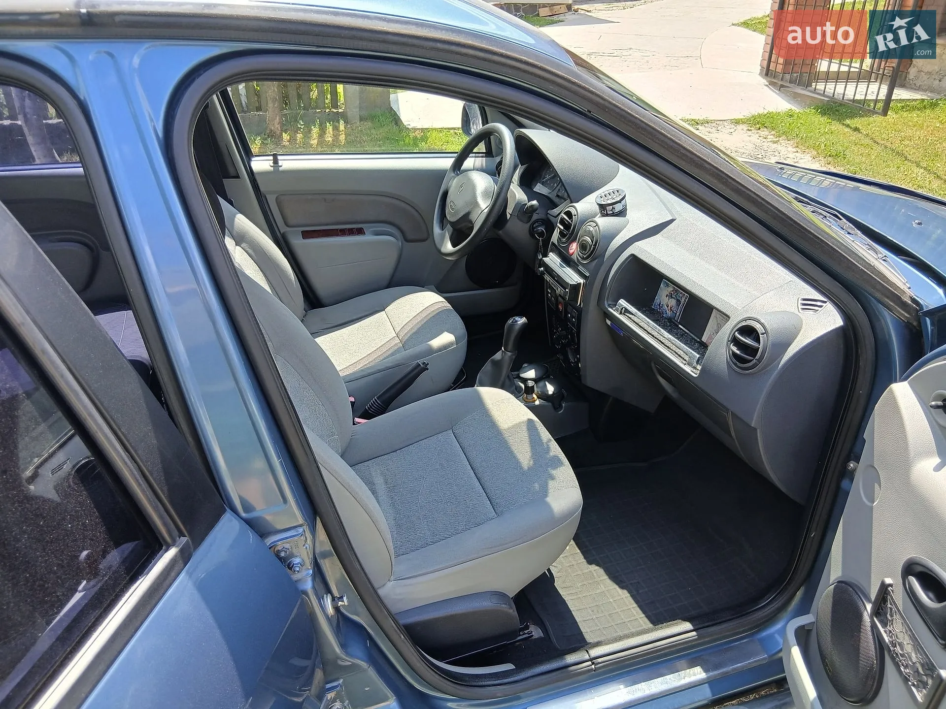 2011 Renault Logan - мініатюра 6