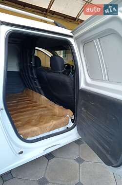 Другие грузовики Renault Logan Van 2010 в Козельщине