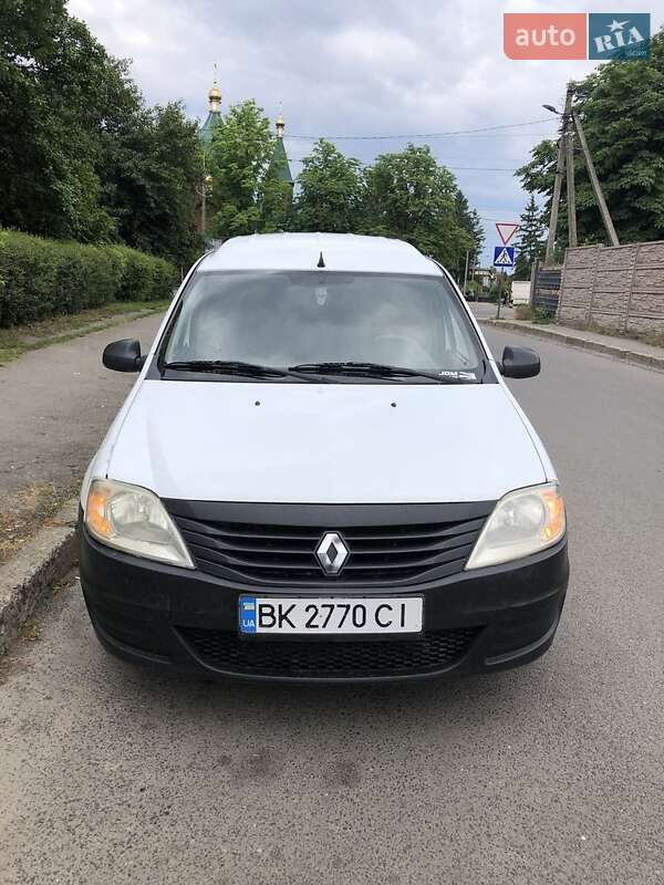 Грузовой фургон Renault Logan Van 2012 в Луцке