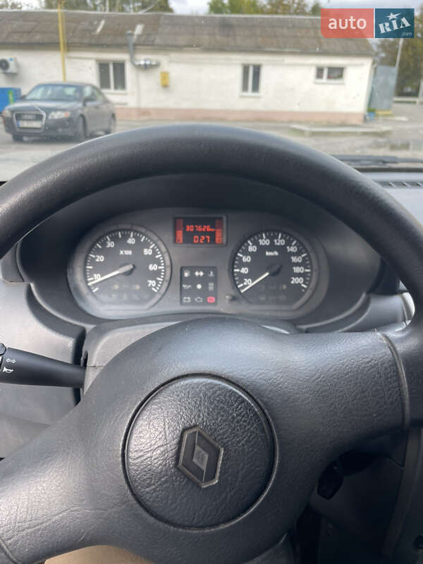 Грузовой фургон Renault Logan Van 2012 в Виннице