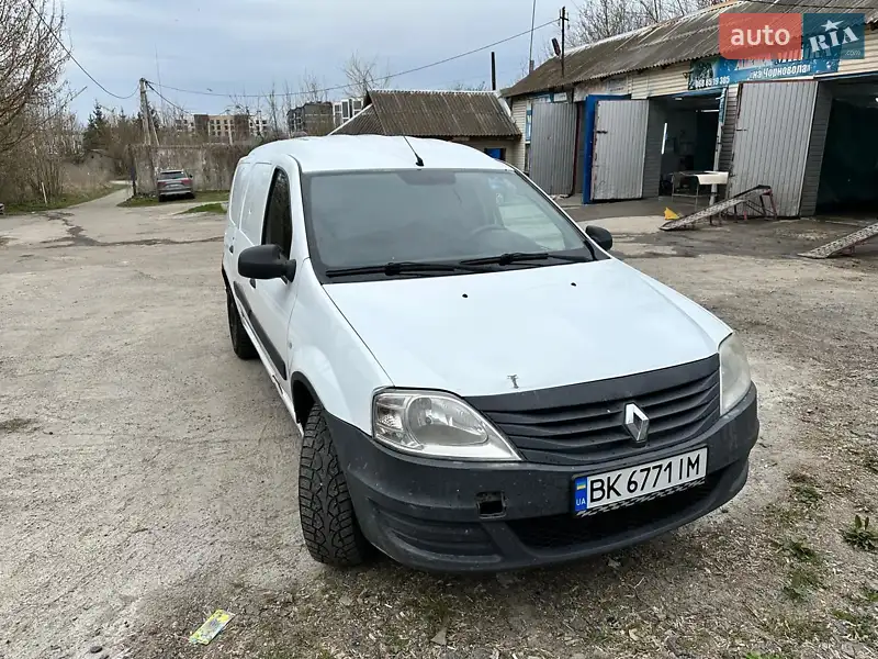 Renault Logan Van 2010