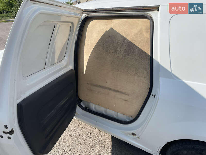 Грузовик Renault Logan Van 2010 в Кирнасовке фото 7 Грузовик Renault Logan Van 2010 в Кирнасовке