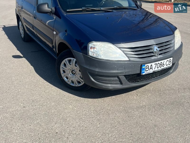 Грузовой фургон Renault Logan Van 2010 в Светловодске