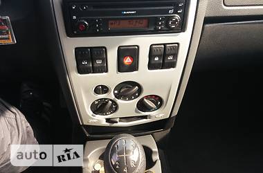 Седан Renault Logan 2007 в 