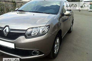 Седан Renault Logan 2013 в 