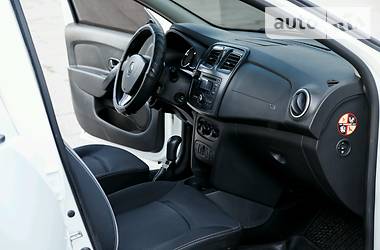 Седан Renault Logan 2014 в Днепре