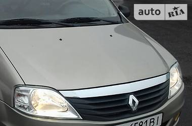 Седан Renault Logan 2011 в Полтаве