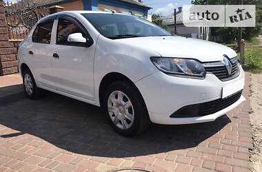 Седан Renault Logan 2013 в 