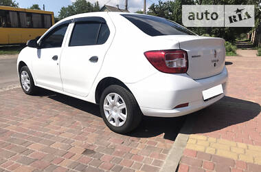 Седан Renault Logan 2013 в 