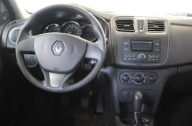 Седан Renault Logan 2013 в Киеве