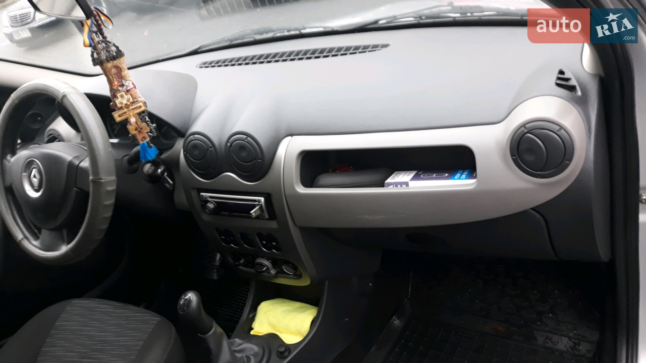 2011 Renault Logan - мініатюра 23