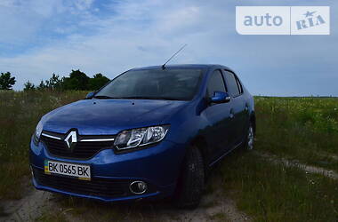 Седан Renault Logan 2013 в Вараше