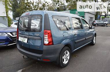 Универсал Renault Logan 2009 в Киеве