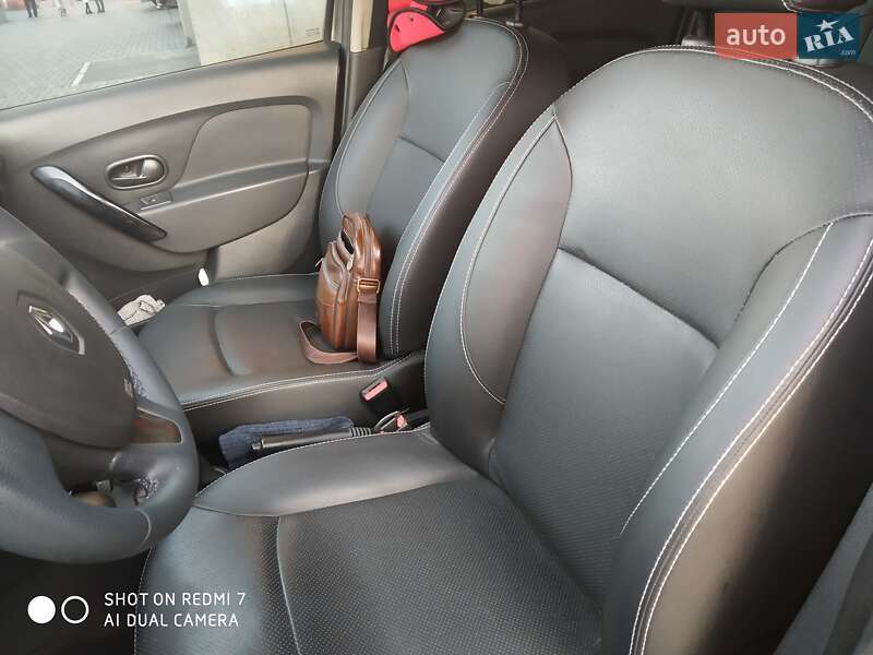 Универсал Renault Logan 2013 в Умани