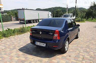 Седан Renault Logan 2012 в Львове