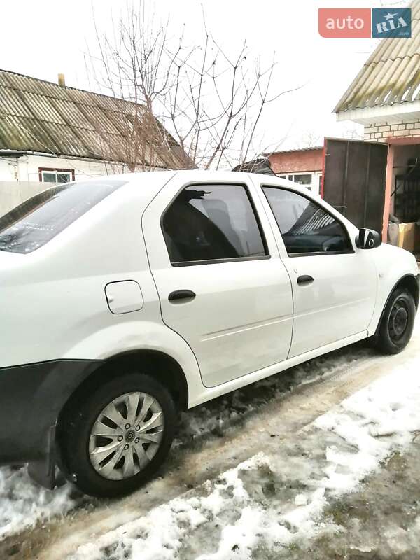 Седан Renault Logan 2011 в Золотоноші