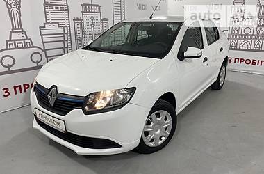 Седан Renault Logan 2016 в Киеве