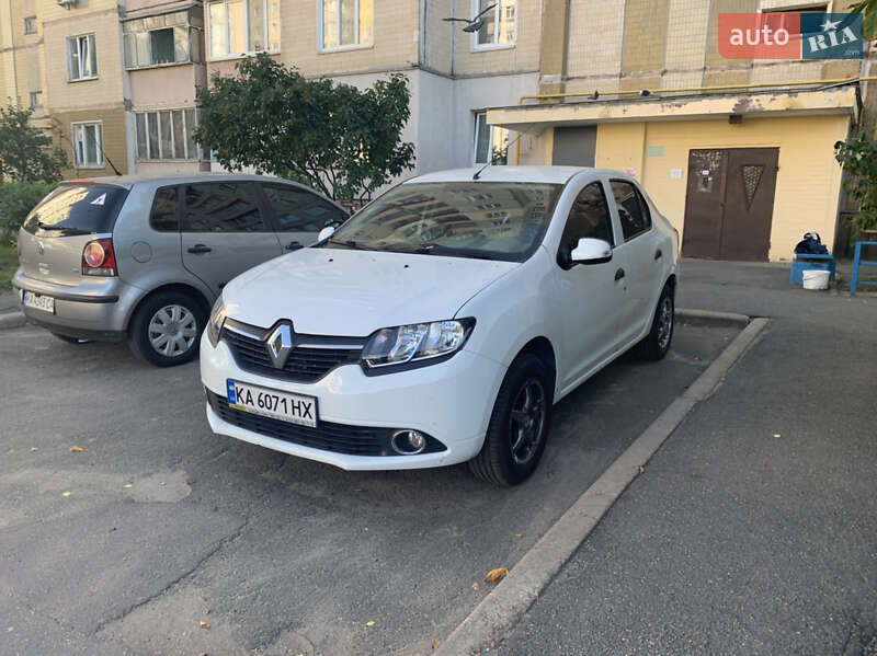 Седан Renault Logan 2013 в Киеве