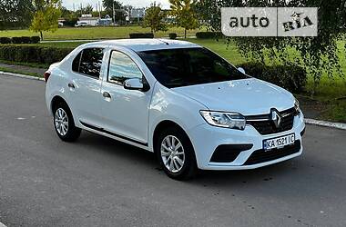 Седан Renault Logan 2019 в 
