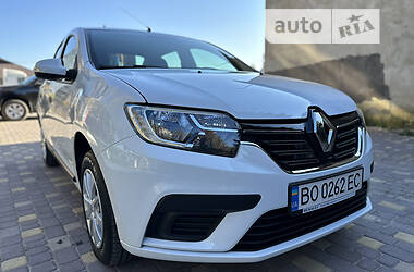 Седан Renault Logan 2022 в 