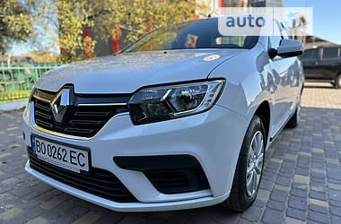 Седан Renault Logan 2022 в 