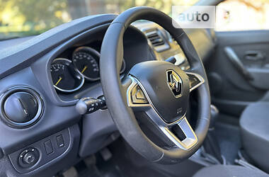 Седан Renault Logan 2022 в 