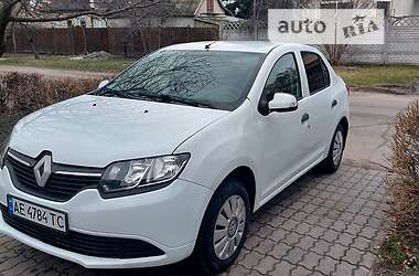 Седан Renault Logan 2013 в Днепре