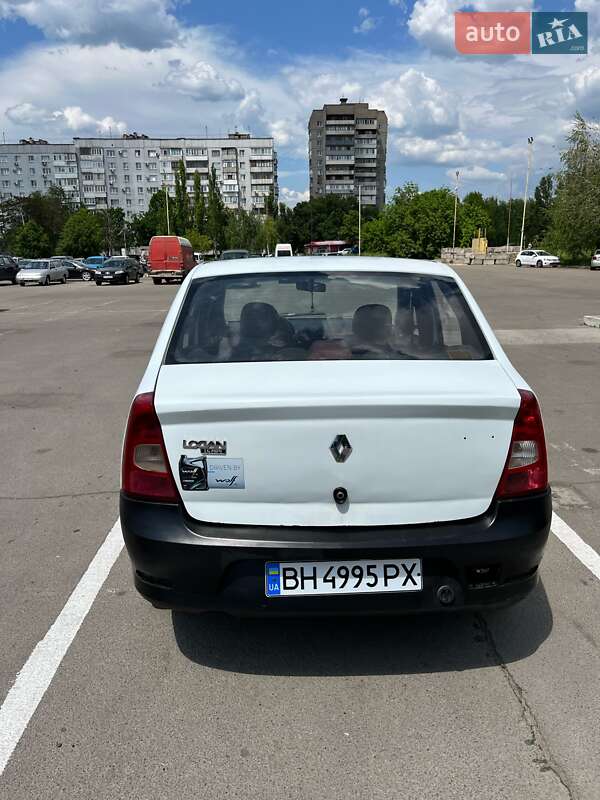 Седан Renault Logan 2011 в Запоріжжі