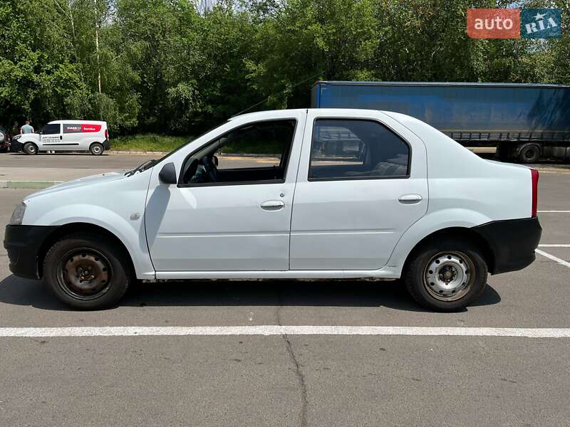 Седан Renault Logan 2011 в Запоріжжі