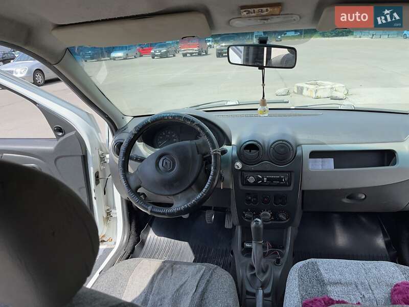 Седан Renault Logan 2011 в Запоріжжі