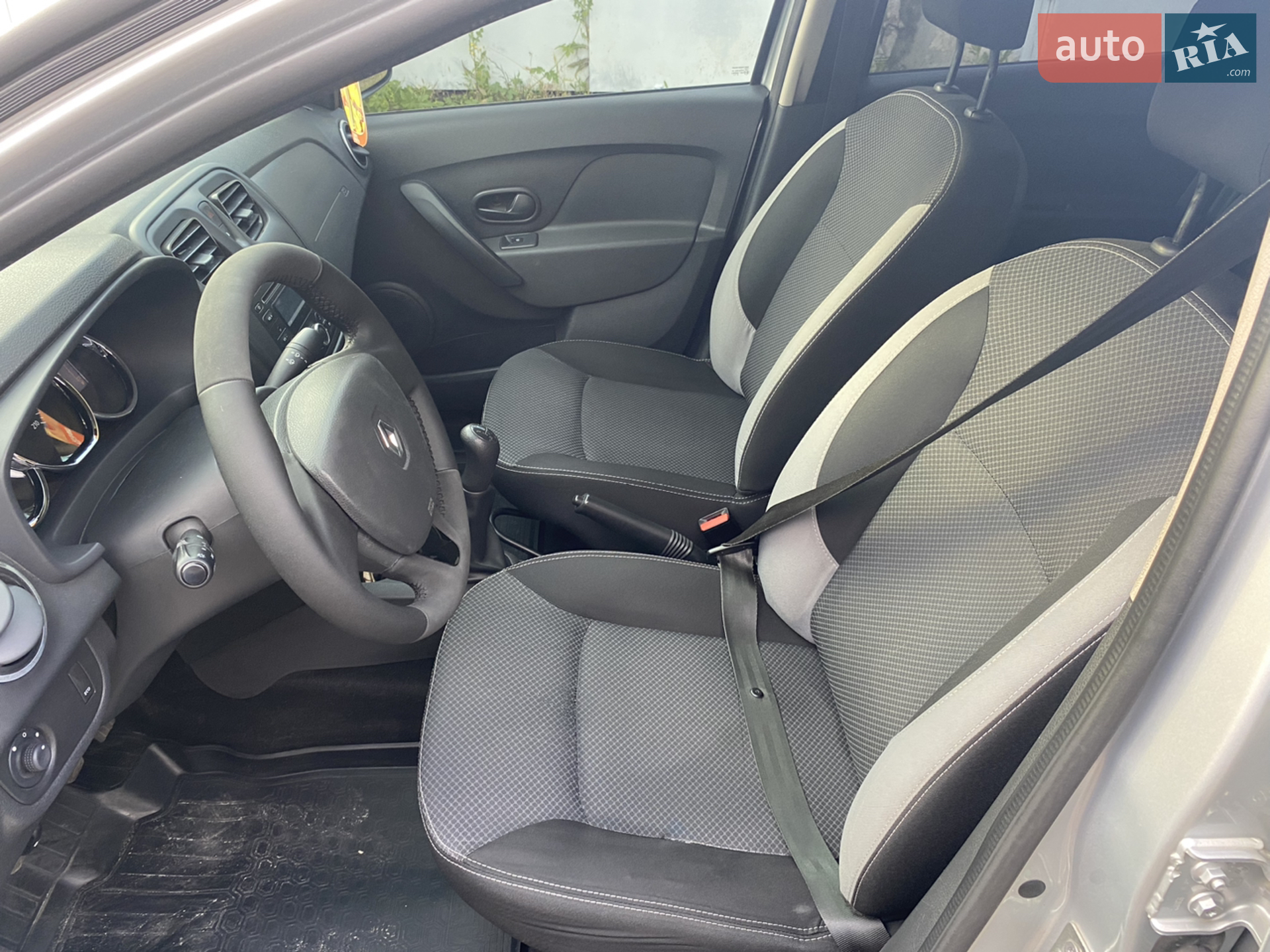 2016 Renault Logan - мініатюра 7