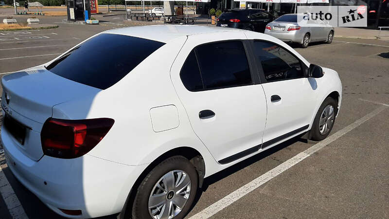 Седан Renault Logan 2018 в Киеве