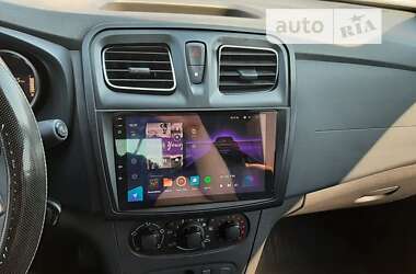 Седан Renault Logan 2018 в Киеве