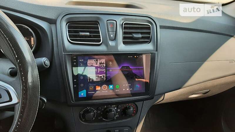 Седан Renault Logan 2018 в Киеве