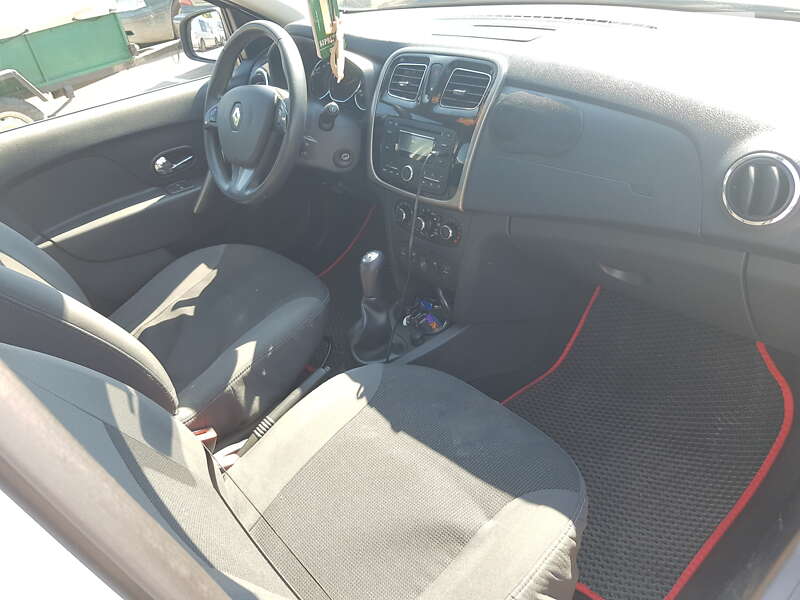 Седан Renault Logan 2013 в Житомирі