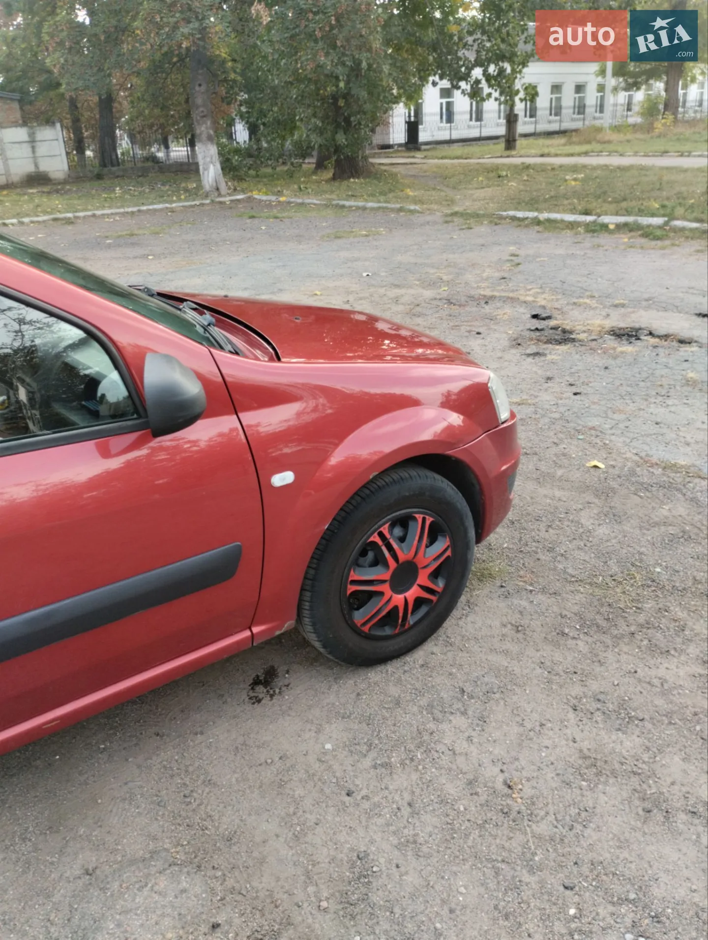 2011 Renault Logan - мініатюра 4
