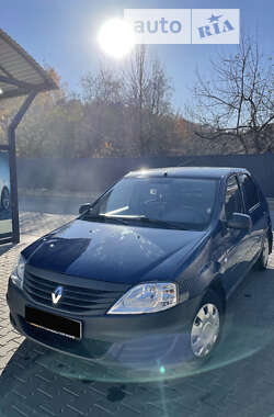 Седан Renault Logan 2009 в Ивано-Франковске