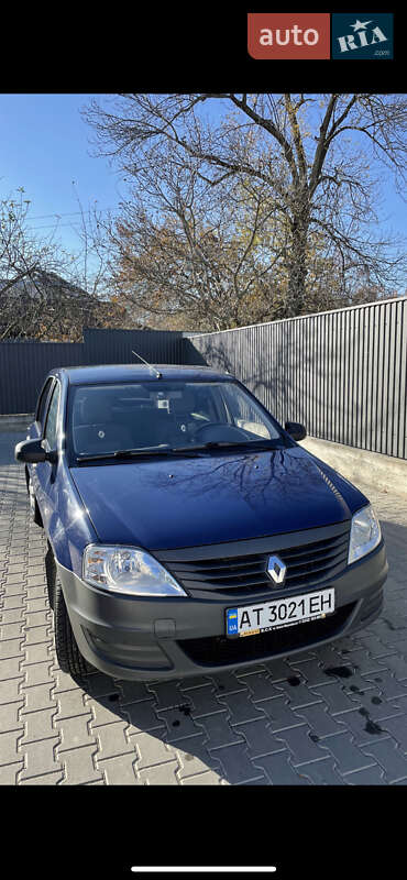 Седан Renault Logan 2009 в Ивано-Франковске