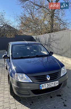 Седан Renault Logan 2009 в 