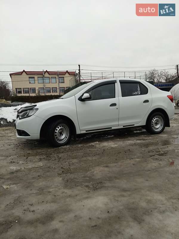 Седан Renault Logan 2013 в Львові фото 6 Седан Renault Logan 2013 в Львові