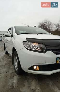 Седан Renault Logan 2013 в Львове