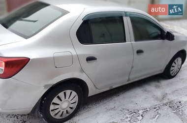Седан Renault Logan 2013 в 