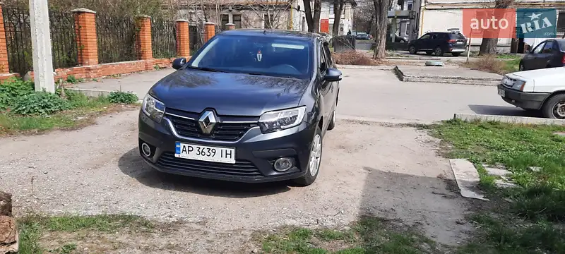 Renault Logan 2018