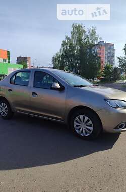 Седан Renault Logan 2014 в Ровно