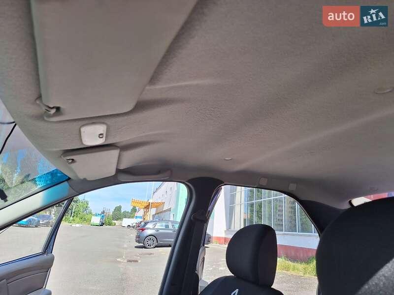 Седан Renault Logan 2011 в Киеве