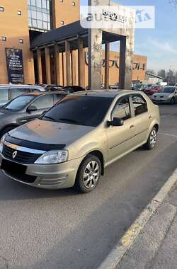 Седан Renault Logan 2011 в Днепре